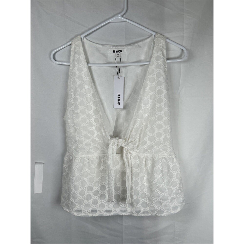 BB Dakota Top Shari Cream Tie Front Crop Top Size Medium Tank Blouse Embroidered